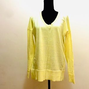White + Warren light sweater Size M